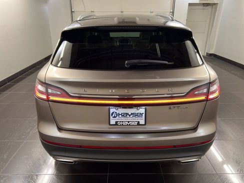 Used 2020 Lincoln Nautilus Reserve w/ Equipment Group 201A AWD/4WD image 5