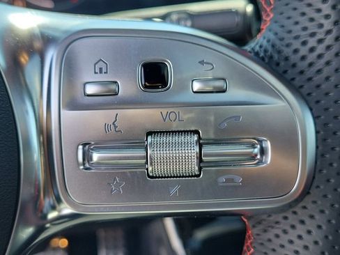 Used 2023 Mercedes-Benz CLA 250 image 27