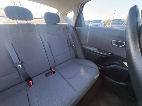 Used 2025 Kia K4 FWD image 37
