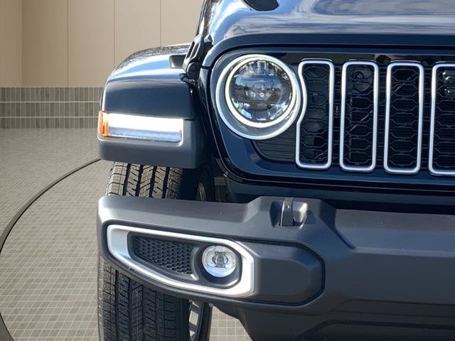 New 2026 Jeep Wrangler Unlimited Sahara AWD/4WD image 12