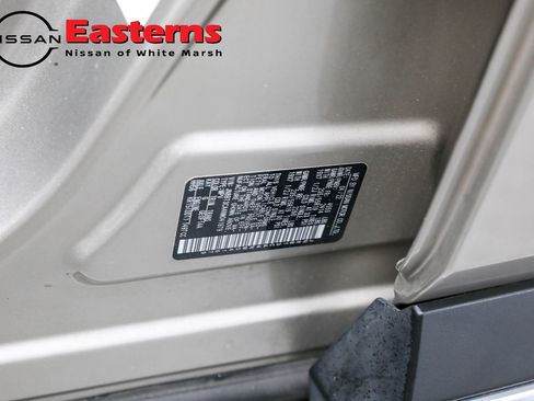 Used 2022 Nissan Rogue SL image 41