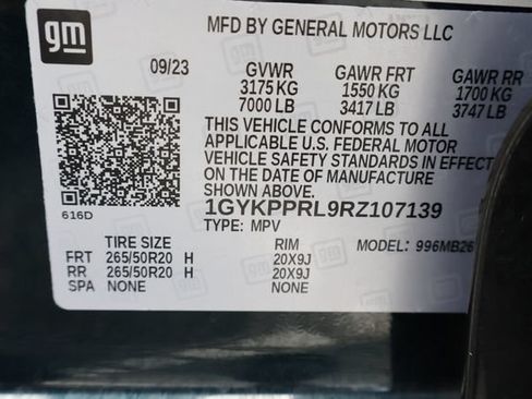 Used 2024 Cadillac Lyriq Luxury AWD/4WD image 31