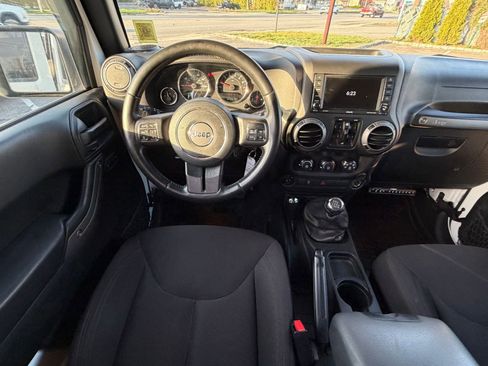 Used 2017 Jeep Wrangler Unlimited Sport w/ Quick Order Package 23S image 16