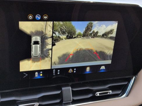 New 2026 Chevrolet Equinox ACTIV w/ Convenience Package III FWD image 17