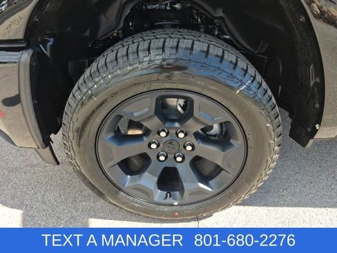 New 2026 RAM 1500 4x4 Crew Cab image 8