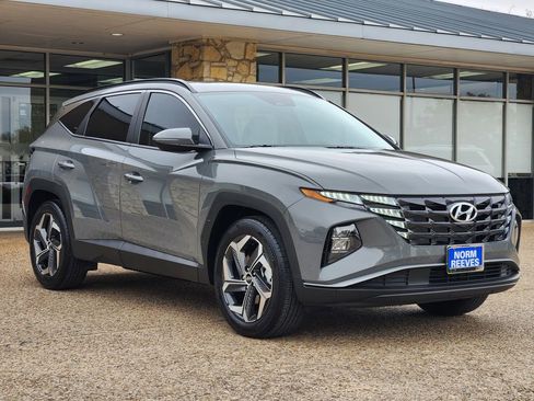 Certified 2024 Hyundai Tucson SEL w/ Convenience Package image 3