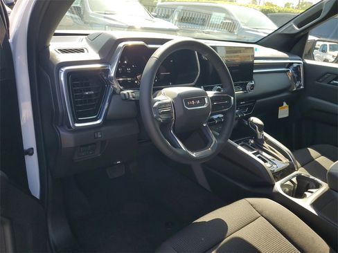 New 2026 GMC Canyon Elevation w/ Convenience Package image 10