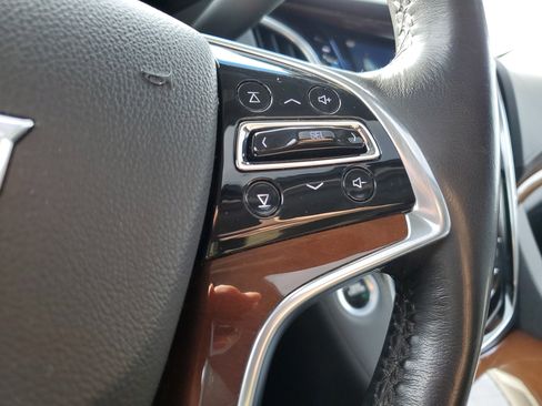 Used 2019 Cadillac Escalade Premium Luxury image 20