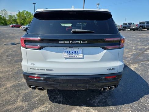 Used 2026 GMC Acadia Denali Ultimate AWD/4WD image 4