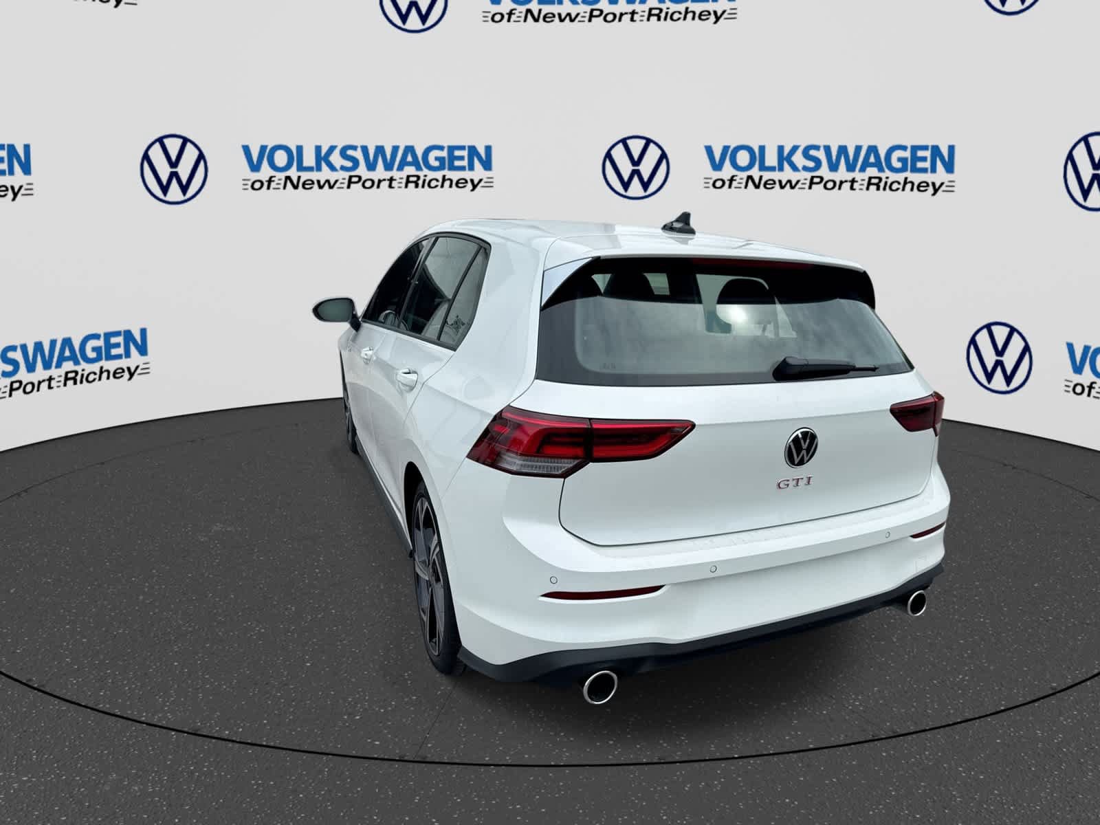New 2026 Volkswagen GTI SE FWD image 12