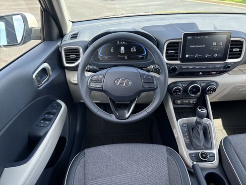 New 2026 Hyundai Venue SEL FWD image 16