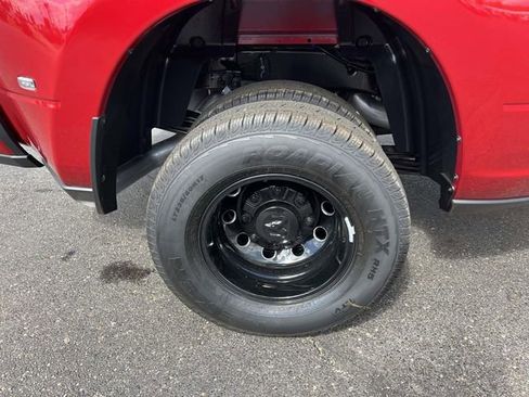 New 2026 RAM 3500 Laramie AWD/4WD image 10