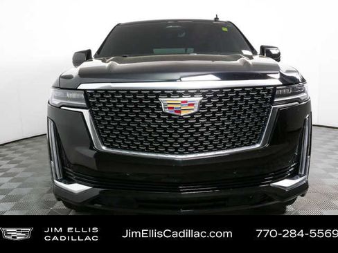 Used 2024 Cadillac Escalade Premium Luxury w/ Performance Package image 36