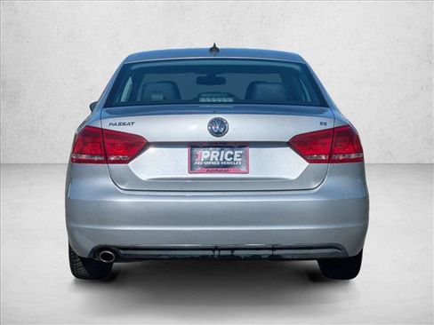 Used 2012 Volkswagen Passat 2.5 SE FWD image 7