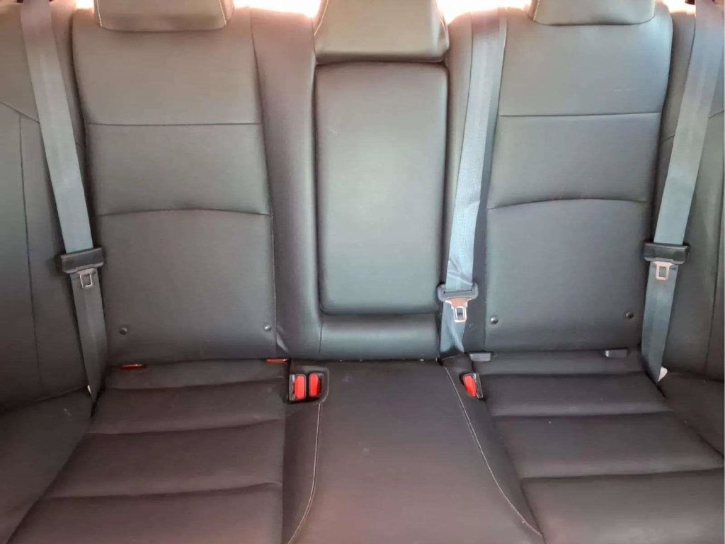 Used 2024 Nissan Altima 2.0 SR FWD image 16