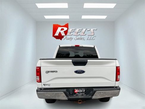 Used 2017 Ford F150 XLT AWD/4WD image 9