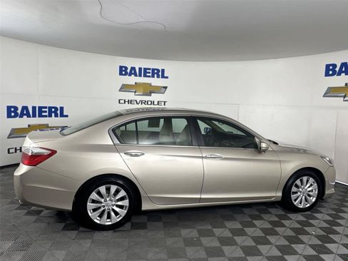 Used 2014 Honda Accord EX image 6