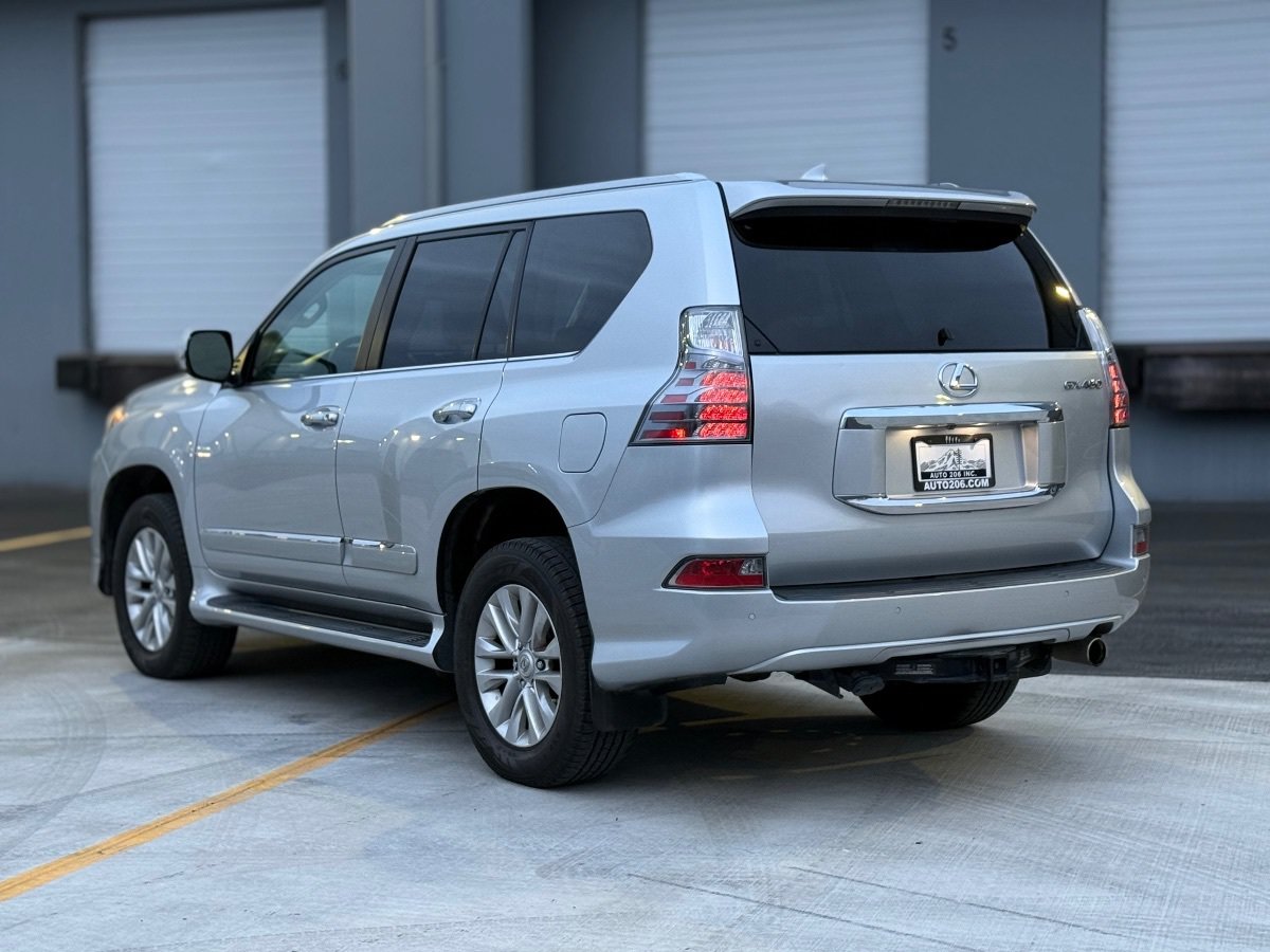 Used 2018 Lexus GX 460 Premium w/ Premium Package AWD/4WD image 6