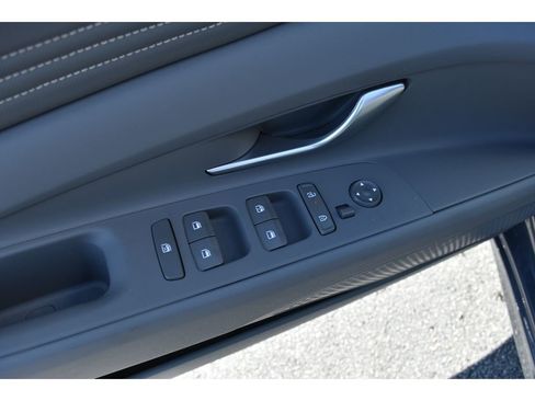 New 2026 Hyundai Elantra SEL Sport Premium image 18