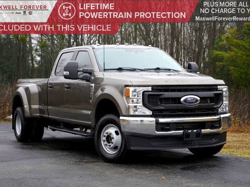 Used 2022 Ford F350 XL w/ Power Equipment Group image 1