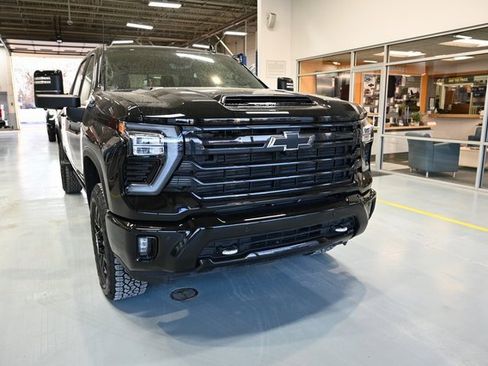 New 2026 Chevrolet Silverado 2500 High Country w/ Midnight Edition image 3