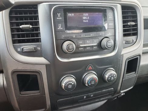 Used 2013 RAM 1500 Express image 20