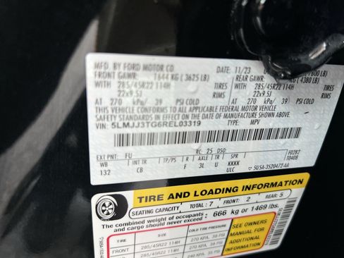 Used 2024 Lincoln Navigator L Black Label AWD/4WD image 29