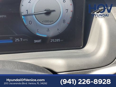 Certified 2022 Hyundai Tucson Limited w/ Cargo Package FWD image 27