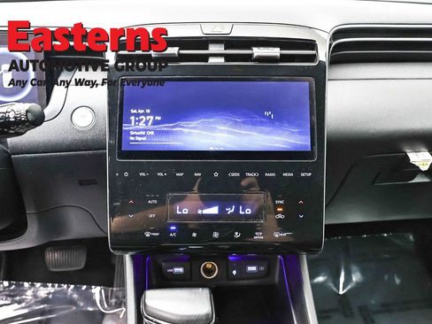 Used 2022 Hyundai Santa Cruz Limited image 12