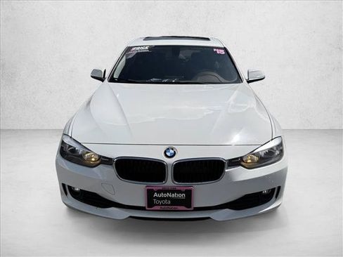 Used 2015 BMW 320i xDrive Sedan AWD/4WD image 2