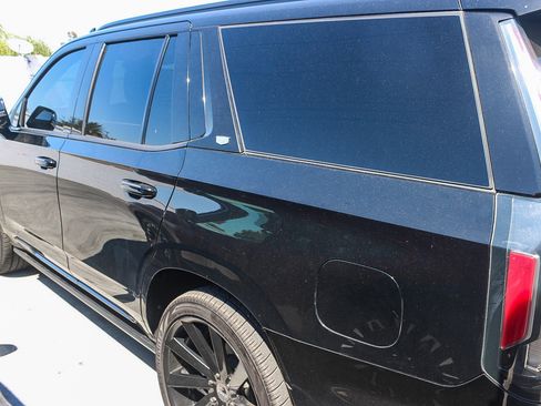 Used 2021 Cadillac Escalade Sport w/ Driver Assist Tech Package AWD/4WD image 12