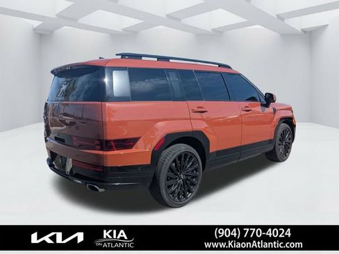 Used 2024 Hyundai Santa Fe Calligraphy FWD image 3