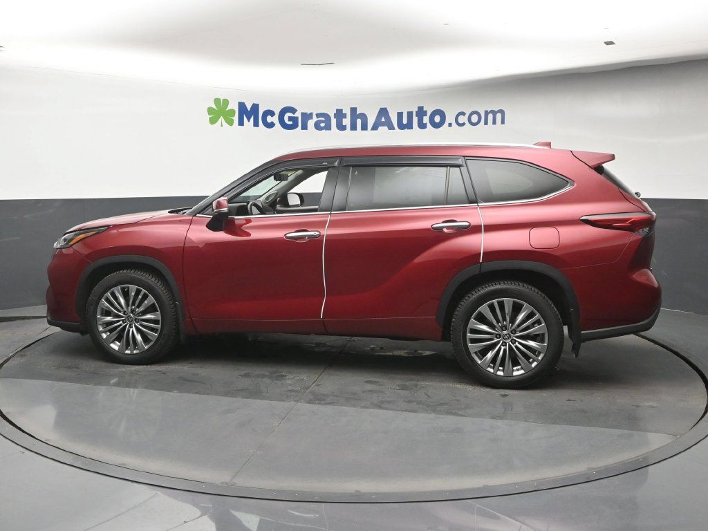 Used 2020 Toyota Highlander Platinum AWD/4WD image 17