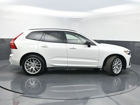 Used 2025 Volvo XC60 B5 Ultra w/ Protection Package Premier image 41