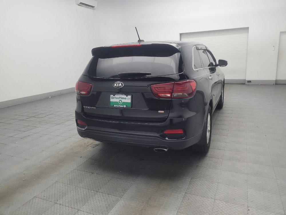 Used 2019 Kia Sorento L FWD image 9