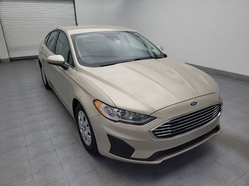 Used 2019 Ford Fusion S FWD image 13