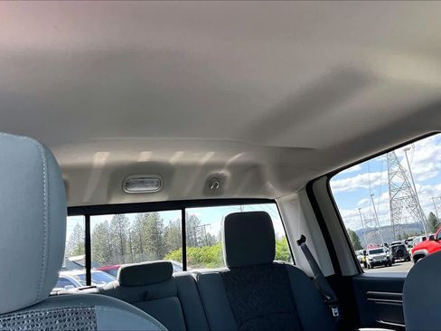 Used 2019 RAM 1500 Big Horn AWD/4WD image 30