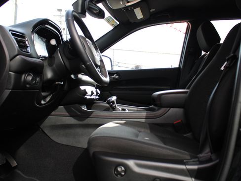 Used 2025 Dodge Durango GT w/ Blacktop Package image 9