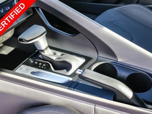 Certified 2024 Hyundai Elantra SEL FWD image 22