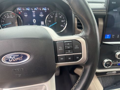 Used 2024 Ford Expedition Max Limited AWD/4WD image 30