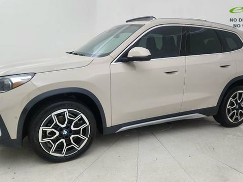 Used 2026 BMW X1 xDrive28i AWD/4WD image 3