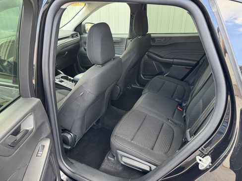 Used 2025 Ford Escape Active AWD/4WD image 26