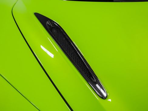 Used 2021 McLaren 720S Performance RWD image 31
