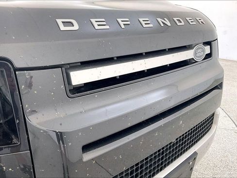 Used 2023 Land Rover Defender 130 First Edition image 36