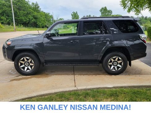 Used 2024 Toyota 4Runner TRD Off-Road AWD/4WD image 6