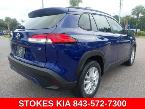 Used 2022 Toyota Corolla Cross LE FWD image 5