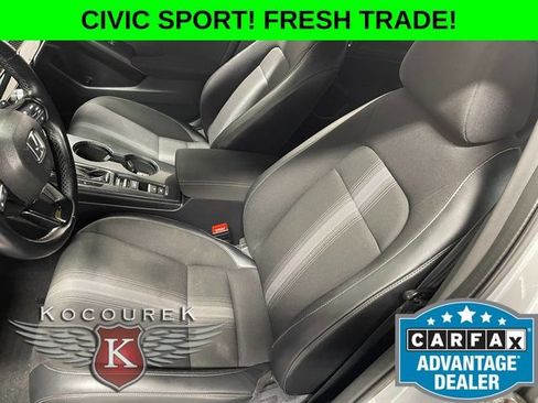 Used 2022 Honda Civic Sport image 12