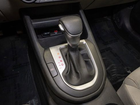 Used 2023 Kia Forte LXS w/ LXS Technology Package image 14