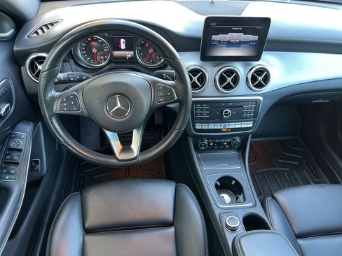 Used 2019 Mercedes-Benz GLA 250 4MATIC image 21