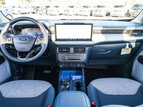 Used 2025 Ford Maverick XLT w/ XLT Luxury Package image 27